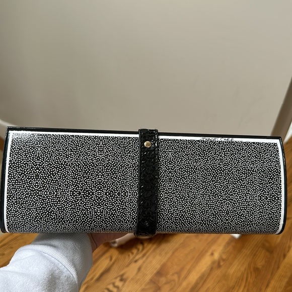 Peach Carr hard shell clutch - Picture 2 of 7